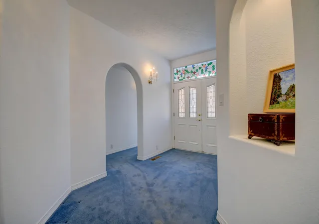 Photo 3 of Single family home for sale at 5512 Avenida Cuesta Ne, Albuquerque, NM 87111 | MLS# 1110687 | Listing updated on 2026-09-12
