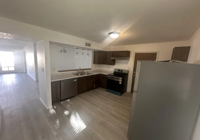 Photo 3 of Single family home for sale at 429 Victor Ln SE, Rio Rancho, NM 87124 | MLS# 1110697 | Listing updated on 2026-09-11