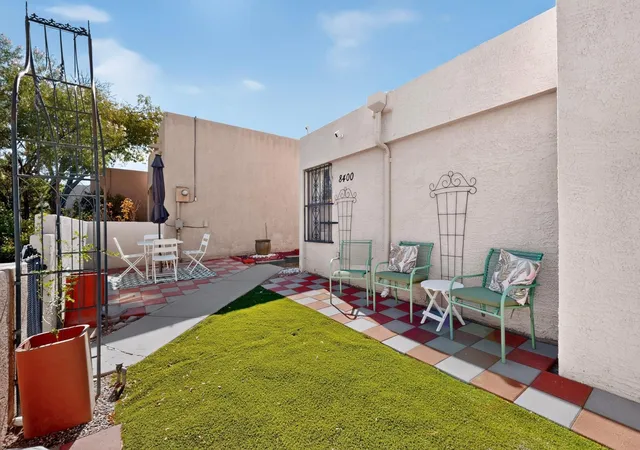 Photo 3 of Townhouse for sale at 8400 Parrot Run Rd Ne, Albuquerque, NM 87109 | MLS# 1110700 | Listing updated on 2026-09-10