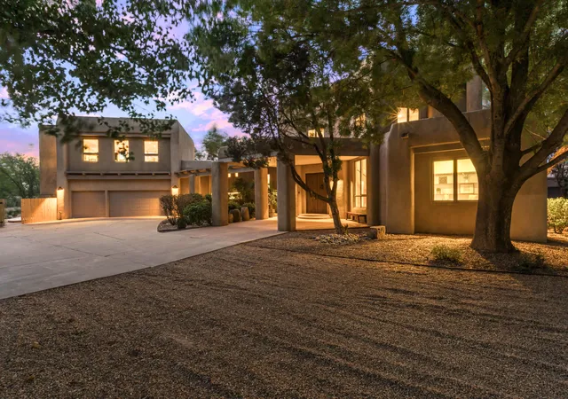 Photo 3 of Sale Pending at 1703 Edwardo Y Juanita Ct Nw, Los Ranchos, NM 87107 | MLS# 1110712 | Listing updated on 2026-09-14