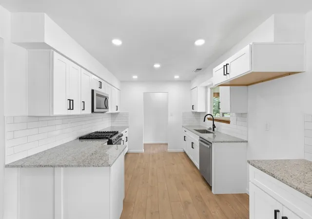 Photo 3 of Single family home for sale at 1670 Murray Loop, Bosque Farms, NM 87068 | MLS# 1110736 | Listing updated on 2026-10-02