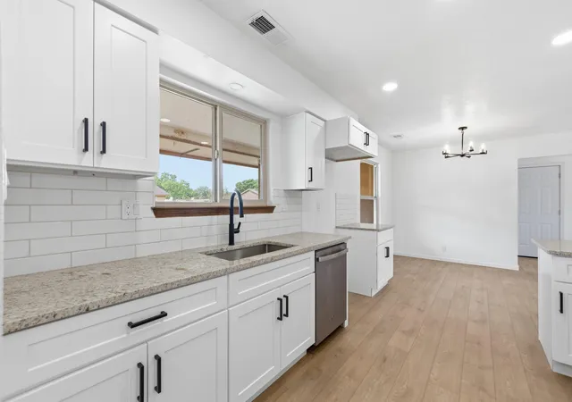 Photo 3 of Single family home for sale at 1670 Murray Loop, Bosque Farms, NM 87068 | MLS# 1110736 | Listing updated on 2026-09-11