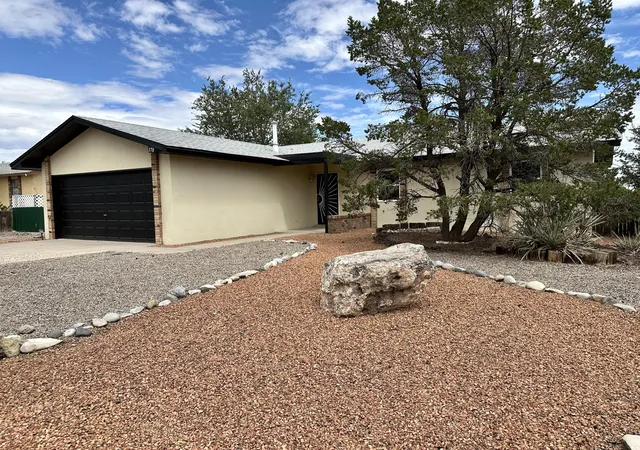Photo 1 of Single family home for sale at 170 Tarpon Ave Se, Rio Rancho, NM 87124 | MLS# 1110749 | Listing updated on 2026-09-10