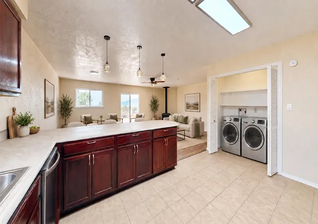Photo 2 of Single family home for sale at 170 Tarpon Ave Se, Rio Rancho, NM 87124 | MLS# 1110749 | Listing updated on 2026-09-10