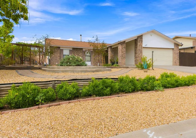 Photo 4 of Single family home for sale at 337 Tigris Rd NE, Rio Rancho, NM 87124 | MLS# 1110754 | Listing updated on 2026-09-10