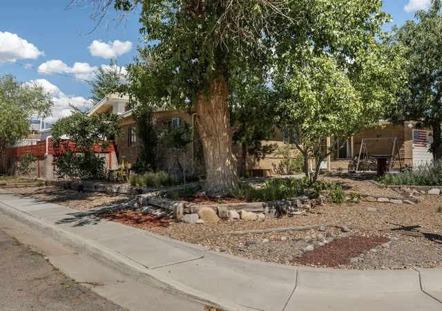 Photo 2 of Single family home for sale at 11401 Mountain Rd Ne, Albuquerque, NM 87112 | MLS# 1110784 | Listing updated on 2026-09-11