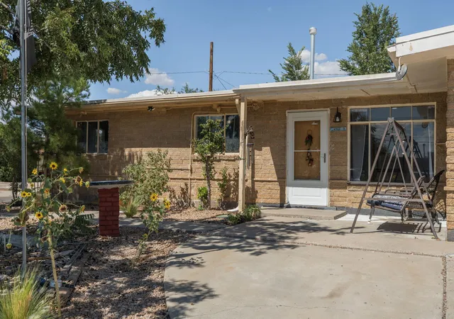 Photo 3 of Single family home for sale at 11401 Mountain Rd Ne, Albuquerque, NM 87112 | MLS# 1110784 | Listing updated on 2026-09-11