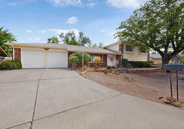 Photo 2 of Sale Pending at 4612 Downey St Ne, Albuquerque, NM 87109 | MLS# 1110722 | Listing updated on 2026-10-02