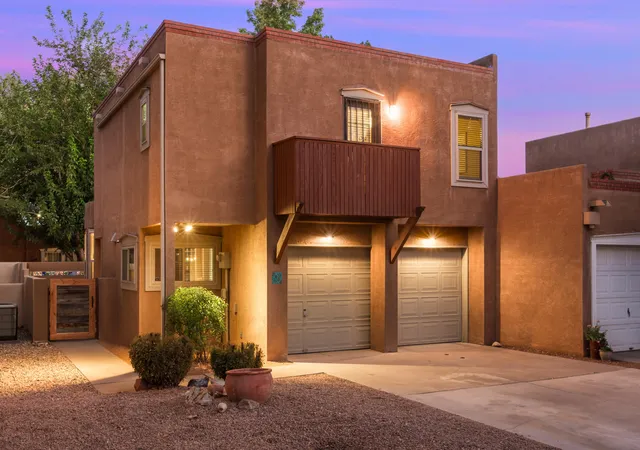 Townhouse for sale at 3036 Sombra Del Rio NW, Albuquerque, NM 87107 | MLS# 1110810