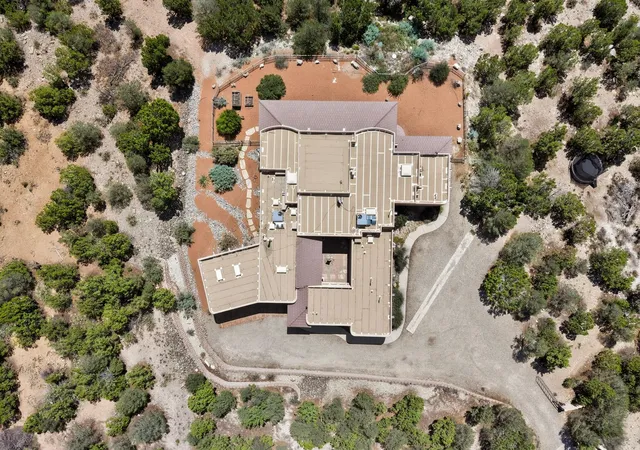 Photo 3 of Single family home for sale at 45 Duke Rd, Edgewood, NM 87015 | MLS# 1110841 | Listing updated on 2026-09-11