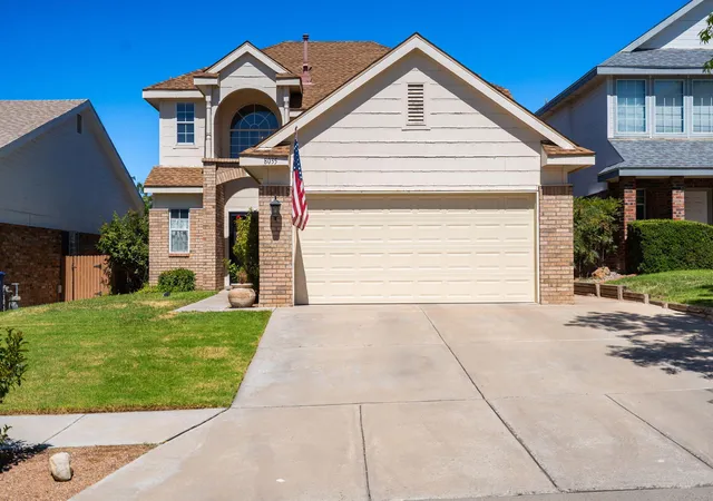 Photo 2 of Single family home for sale at 8035 Brittany Ave Ne, Albuquerque, NM 87109 | MLS# 1110859 | Listing updated on 2026-10-07