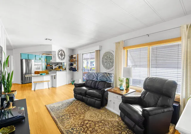 Photo 3 of Manufactured home for sale at 7112 Pan American E Ne #70, Albuquerque, NM 87109 | MLS# 1110889 | Listing updated on 2026-09-12