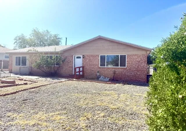 Photo 3 of Single family home for sale at 11916 Euclid Ct NE, Albuquerque, NM 87112 | MLS# 1110905 | Listing updated on 2026-09-23
