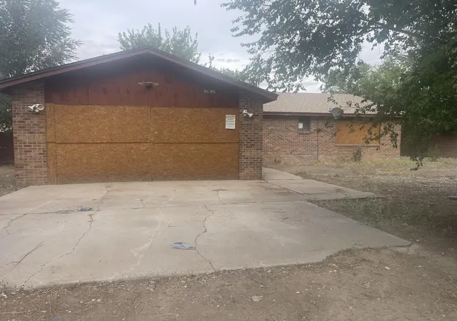 Single family home for sale at 2715 Bryan Ct SW, Albuquerque, NM 87105 | MLS# 1110933