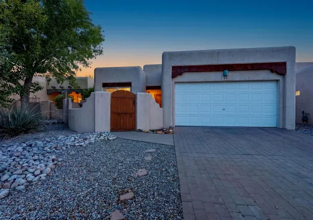 Single family home for sale at 531 Via Patria SW, Albuquerque, NM 87121 | MLS# 1110929