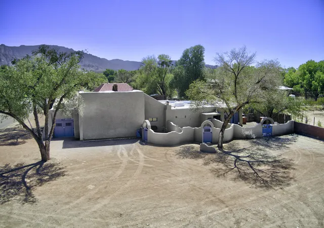 Photo 2 of Multi family home for sale at 250 Moongate Rd, Corrales, NM 87048 | MLS# 1110952 | Listing updated on 2026-09-14