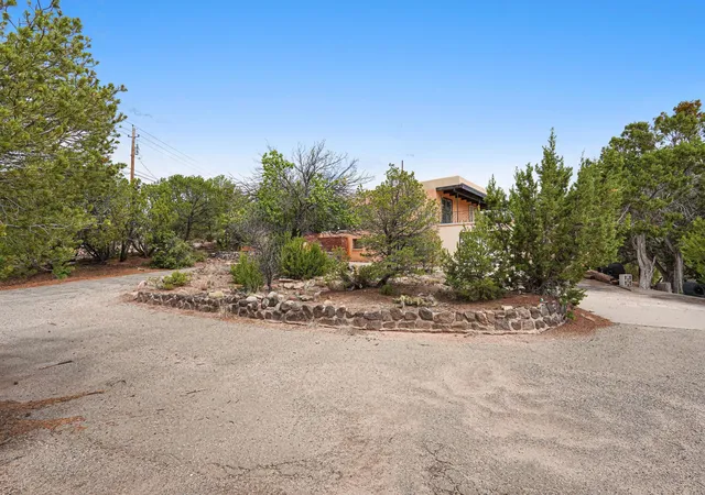 Photo 3 of Single family home for sale at 1023 Bishops Lodge Rd, Santa Fe, NM 87501 | MLS# 1111054 | Listing updated on 2026-10-02