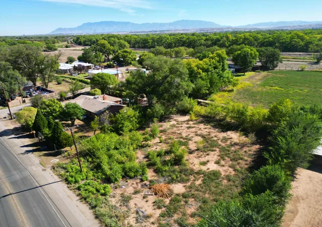 Photo 3 of Sale Pending at 5100 Isleta Blvd Sw, Albuquerque, NM 87105 | MLS# 1111057 | Listing updated on 2026-09-18