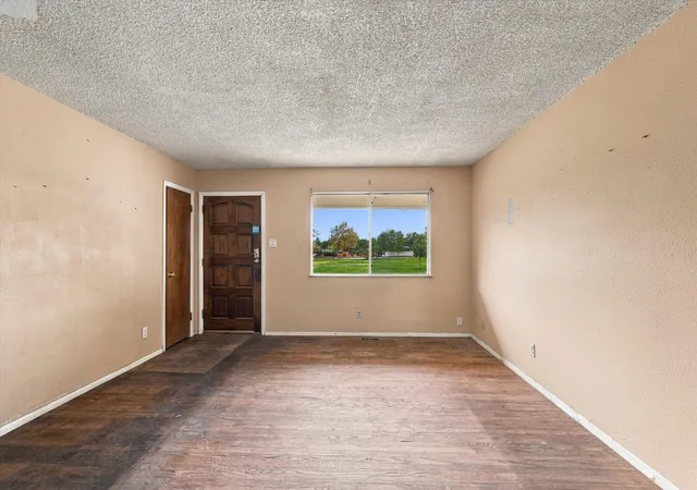Photo 2 of Single family home for sale at 10516 Lexington Ave Ne, Albuquerque, NM 87112 | MLS# 1111059 | Listing updated on 2026-10-03