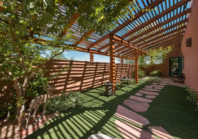 Photo 4 of Single family home for sale at 6100 Hoochaneetsa, Cochiti Lake, NM 87083 | MLS# 1111084 | Listing updated on 2026-09-16