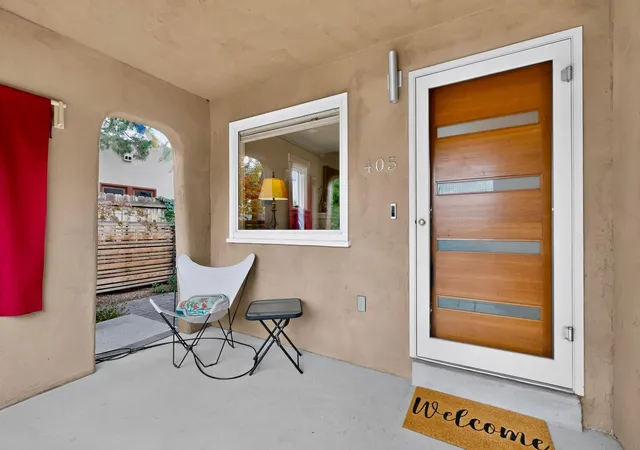 Photo 3 of Single family home for sale at 405 Amherst Dr NE, Albuquerque, NM 87106 | MLS# 1111134 | Listing updated on 2026-10-06