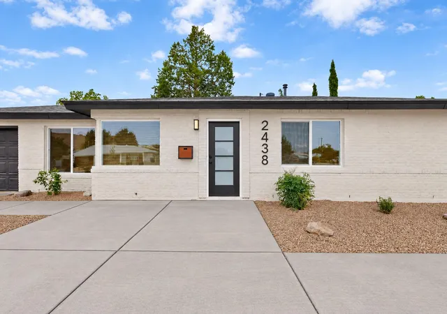 Photo 3 of Single family home for sale at 2438 Hendola Dr Ne, Albuquerque, NM 87110 | MLS# 1111171 | Listing updated on 2026-09-19