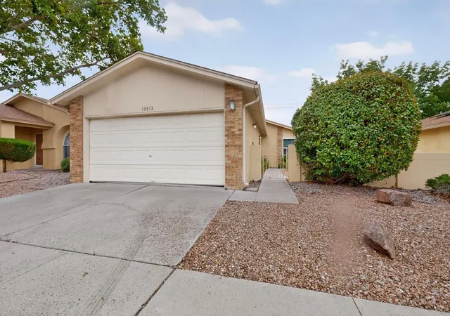 Photo 3 of Single family home for sale at 10812 Lagrange Park Dr Ne, Albuquerque, NM 87123 | MLS# 1111153 | Listing updated on 2026-09-29