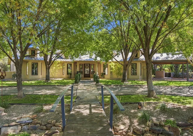 Photo 2 of Single family home for sale at 280 Del Norte Ct, Bosque Farms, NM 87068 | MLS# 1111177 | Listing updated on 2026-10-05