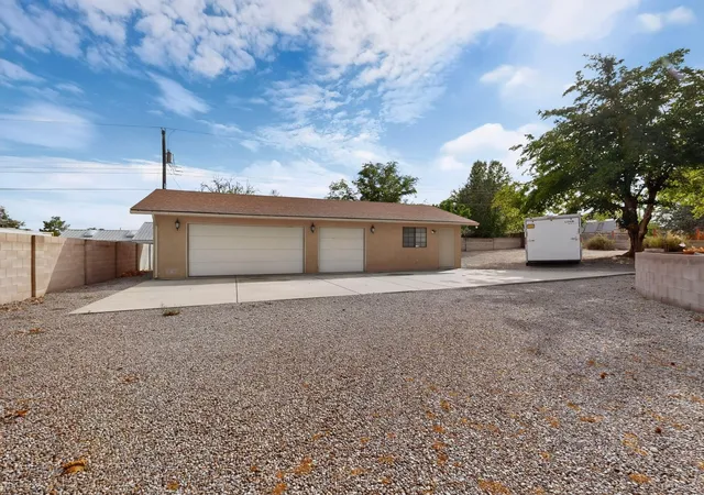 Photo 2 of Single family home for sale at 3804 33rd Circle Se, Rio Rancho, NM 87124 | MLS# 1111178 | Listing updated on 2026-10-07