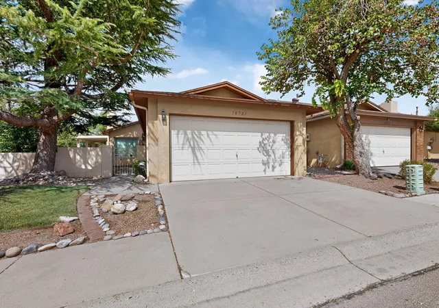 Photo 2 of Single family home for sale at 10721 Clyburn Park Dr Ne, Albuquerque, NM 87123 | MLS# 1111181 | Listing updated on 2026-09-28