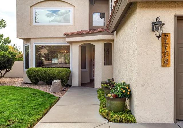 Photo 2 of Single family home for sale at 7704 Morris Rippel Pl Ne, Albuquerque, NM 87122 | MLS# 1111189 | Listing updated on 2026-09-18