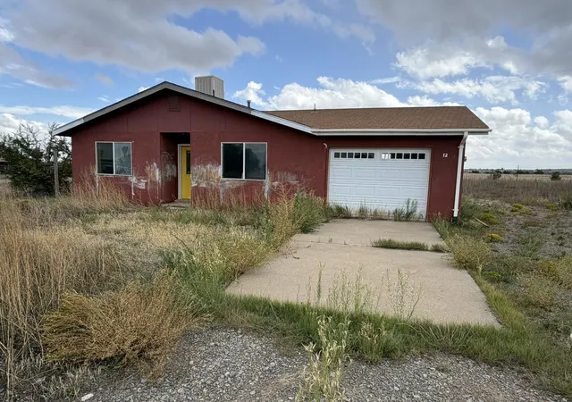 Photo 1 of Sale Pending at 7 Maria Ln, Edgewood, NM 87015 | MLS# 1111195 | Listing updated on 2026-09-23