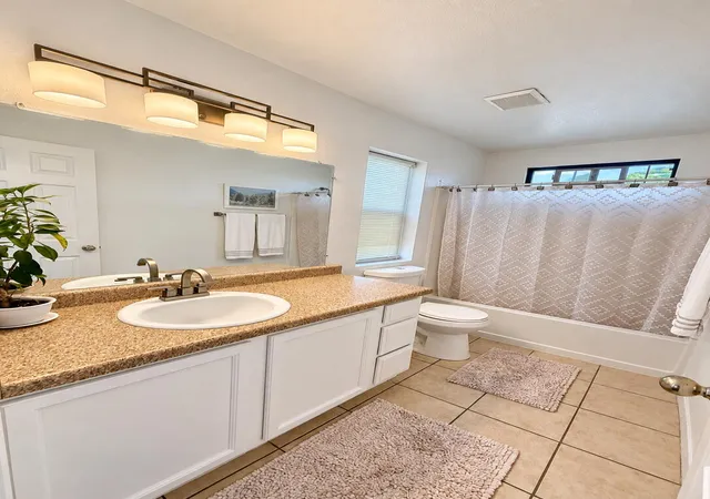 Photo 2 of Sale Pending at 1844 Tierra De La Luna Dr Sw, Albuquerque, NM 87121 | MLS# 1111244 | Listing updated on 2026-09-24