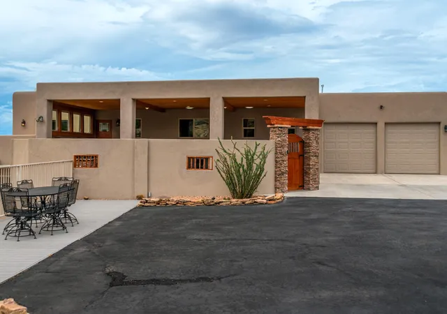 Photo 3 of Sale Pending at 45 Sandia Ln, Placitas, NM 87043 | MLS# 1111254 | Listing updated on 2026-09-26