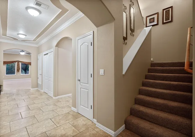 Photo 4 of Single family home for sale at 103 Chantelly Ln, Los Lunas, NM 87031 | MLS# 1111271 | Listing updated on 2026-09-20