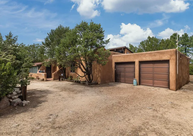 Photo 2 of Single family home for sale at 9102 Lynx Loop Ne, Albuquerque, NM 87122 | MLS# 1111275 | Listing updated on 2026-09-22