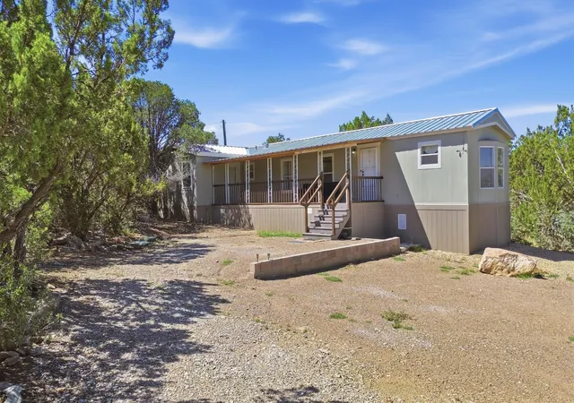 Photo 1 of Manufactured home for sale at 4038 Martinez Rd, Edgewood, NM 87015 | MLS# 1111278 | Listing updated on 2026-09-22