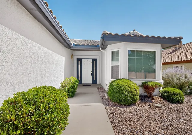 Photo 2 of Single family home for sale at 7804 Oakland Ave Ne, Albuquerque, NM 87122 | MLS# 1111292 | Listing updated on 2026-09-25