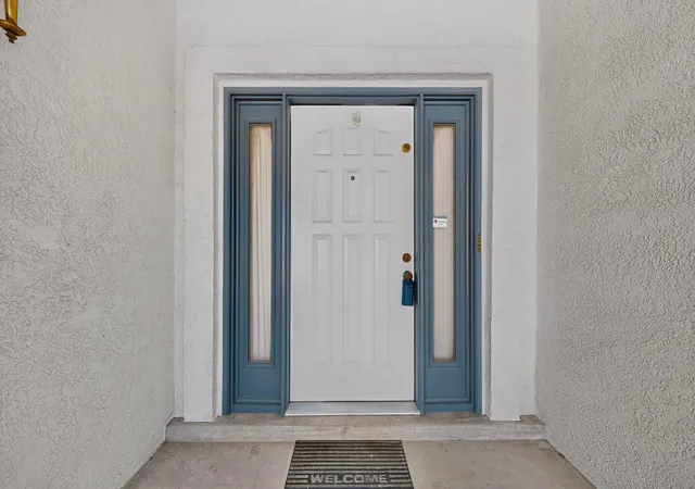Photo 3 of Single family home for sale at 7804 Oakland Ave Ne, Albuquerque, NM 87122 | MLS# 1111292 | Listing updated on 2026-09-25
