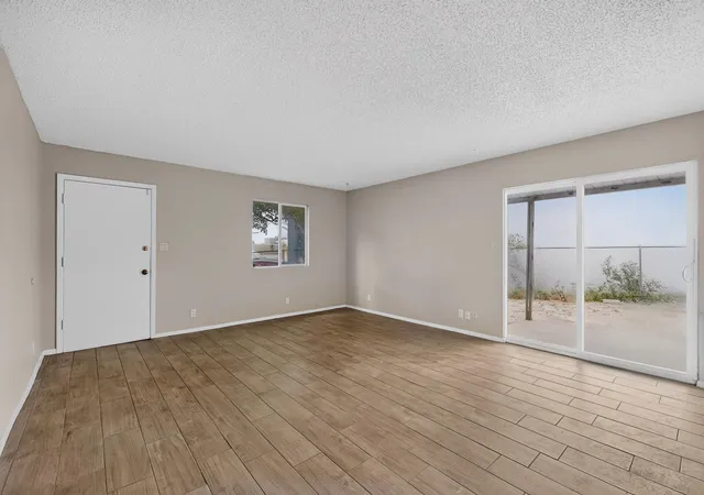 Photo 3 of Single family home for sale at 620 Turquoise Ct NE, Albuquerque, NM 87123 | MLS# 1111294 | Listing updated on 2026-09-21