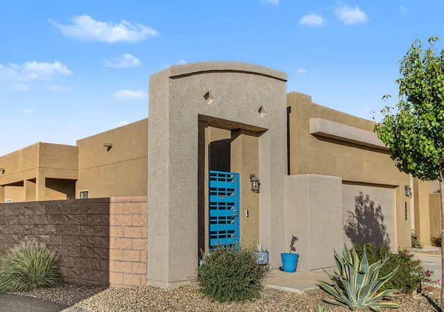 Photo 3 of Single family home for sale at 1808 Villa Contesa Loop Nw, Los Lunas, NM 87031 | MLS# 1111345 | Listing updated on 2026-09-30