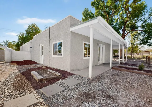 Photo 2 of Single family home for sale at 2806 Highway 47, Los Lunas, NM 87031 | MLS# 1111390 | Listing updated on 2026-09-23