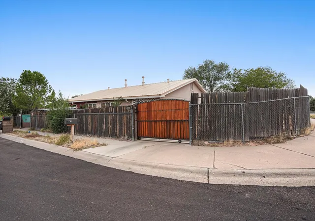 Photo 1 of Townhouse for sale at 15b N B Sierra Pl # B, Santa Fe, NM 87508 | MLS# 1111401 | Listing updated on 2026-09-23