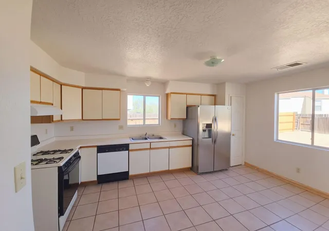 Photo 2 of Single family home for sale at 1890 Raspberry Dr Ne, Rio Rancho, NM 87144 | MLS# 1111424 | Listing updated on 2026-09-24