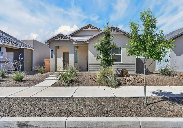 Photo 3 of Sale Pending at 6121 Strand Loop Se, Albuquerque, NM 87106 | MLS# 1111430 | Listing updated on 2026-09-28