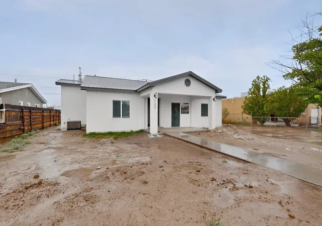 Photo 1 of Single family home for sale at 5103 San Luis Pl NW, Albuquerque, NM 87107 | MLS# 1111467 | Listing updated on 2026-09-24