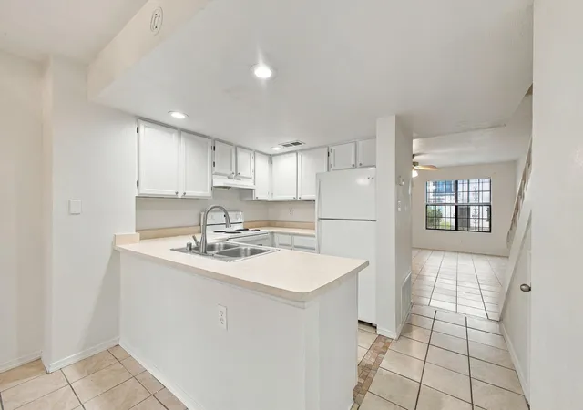 Photo 4 of Condo for sale at 3301 Monroe St NE #UNIT H84, Albuquerque, NM 87110 | MLS# 1111468 | Listing updated on 2026-09-27