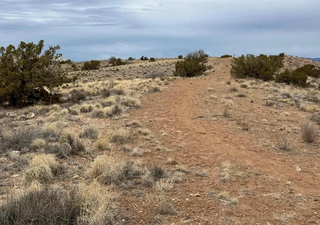 Photo 3 of Land for sale at 6009 Ridgeline Pl Ne, Rio Rancho, NM 87144 | MLS# 1111493 | Listing updated on 2026-09-25