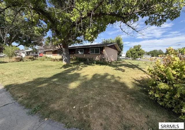 Photo 1 of Sale Pending at 676 Davidson Dr, Idaho Falls, ID 83401 | MLS# 2188591 | Listing updated on 2026-09-01