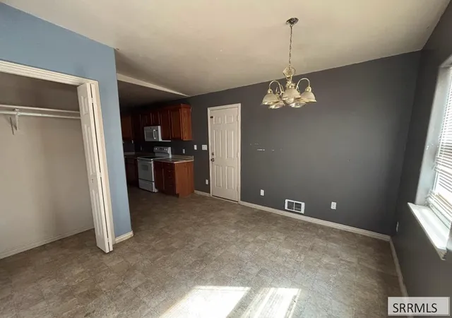 Photo 2 of Single family home for sale at 884 Wandell Ct, Blackfoot, ID 83221 | MLS# 2189234 | Listing updated on 2026-10-26